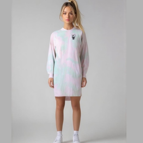 EU Nike Sportswear Pastel Tie-Dye Long Sleeve Tee Dress - Picture 12 of 12